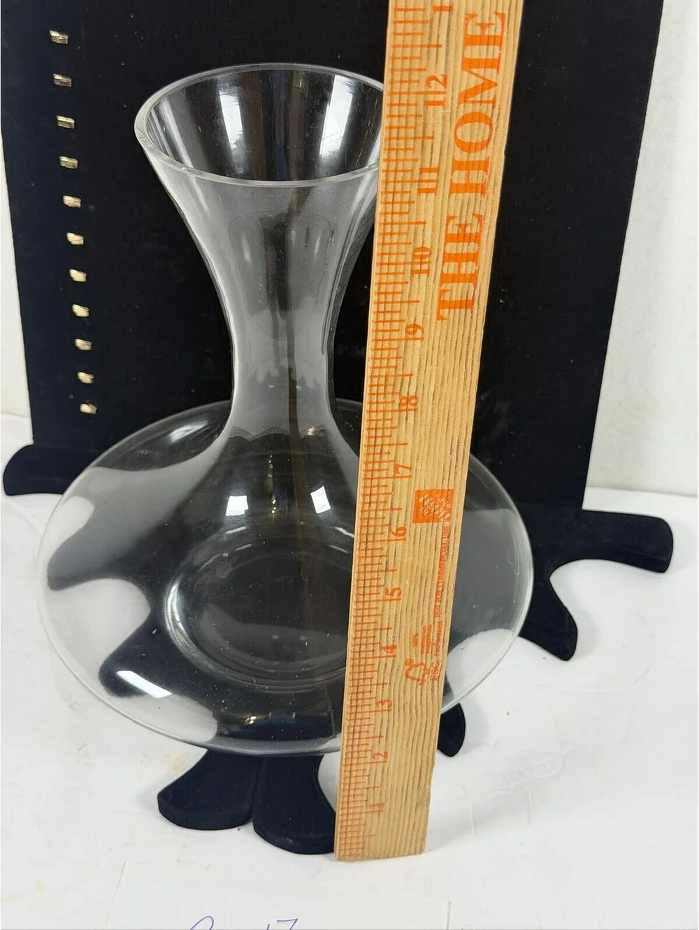 Clear Glass Wine Decanter Aerator Wide Base Elegant Tableware